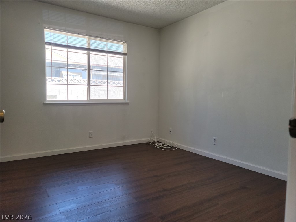 6384 Whippoorwill Way Property Photo 17
