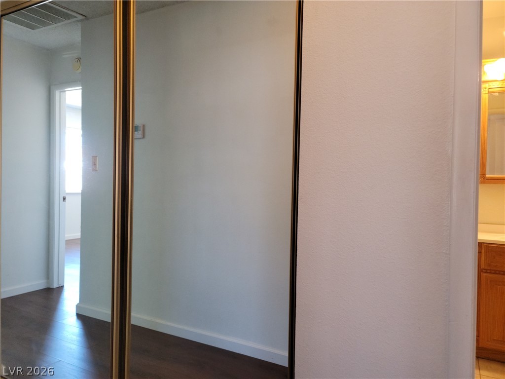 6384 Whippoorwill Way Property Photo 19
