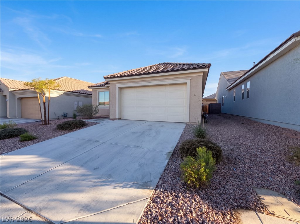 446 Royal Palms Lane Property Photo 1