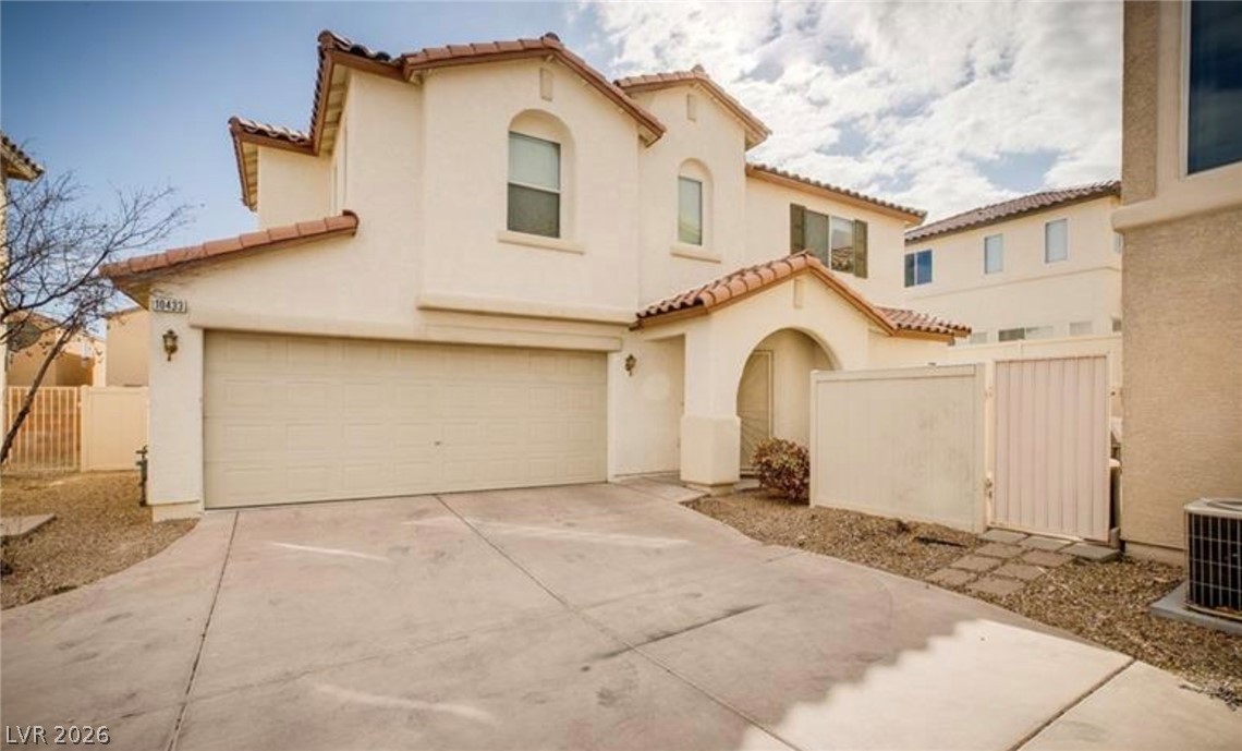10433 Chandra Avenue Property Photo 2