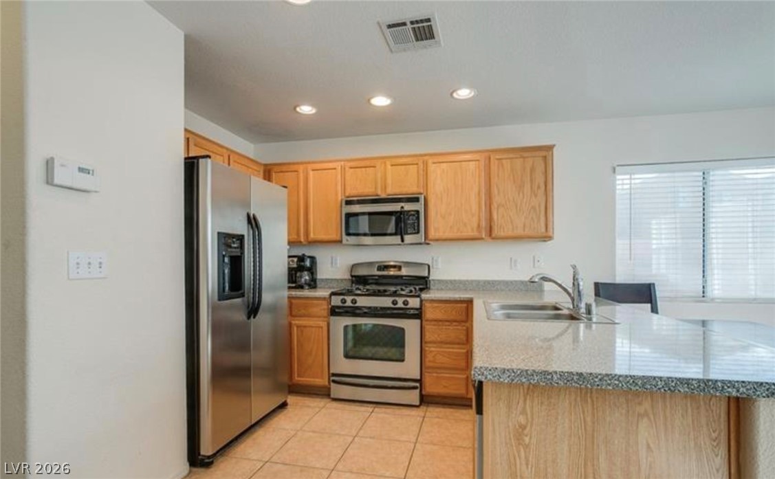 10433 Chandra Avenue Property Photo 5