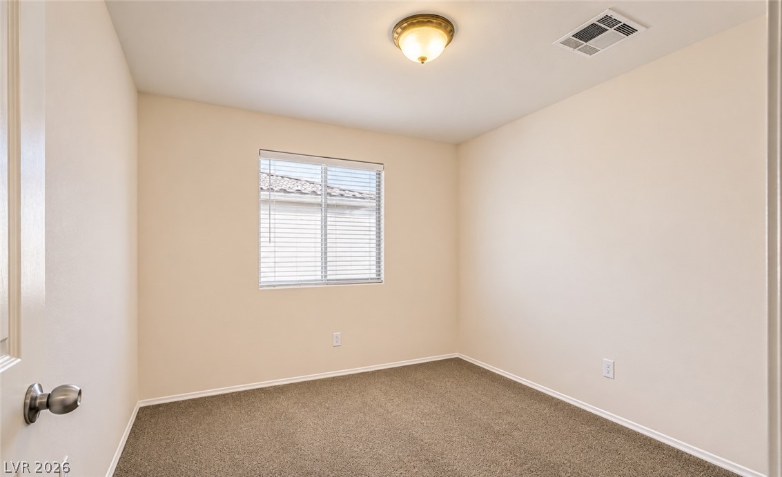 10433 Chandra Avenue Property Photo 9
