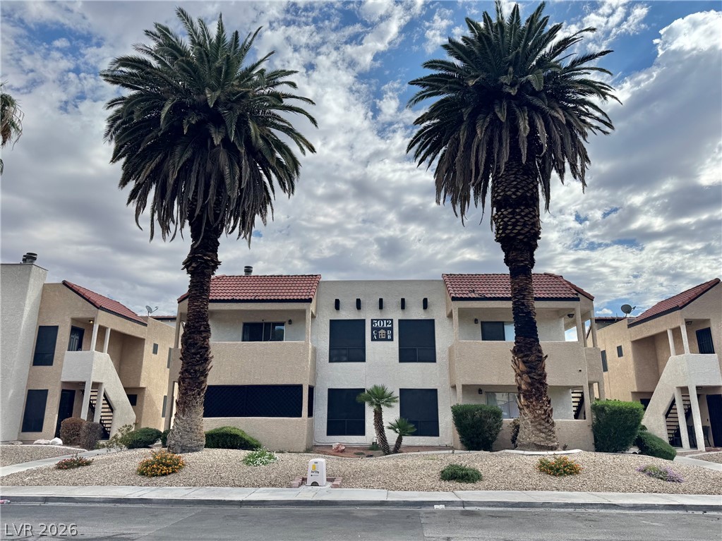 5012 Newport Cove Drive B Property Photo 1