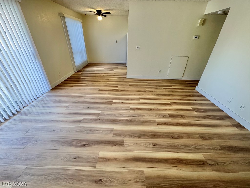 5012 Newport Cove Drive B Property Photo 4
