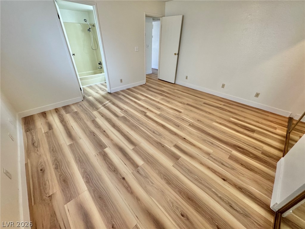 5012 Newport Cove Drive B Property Photo 14
