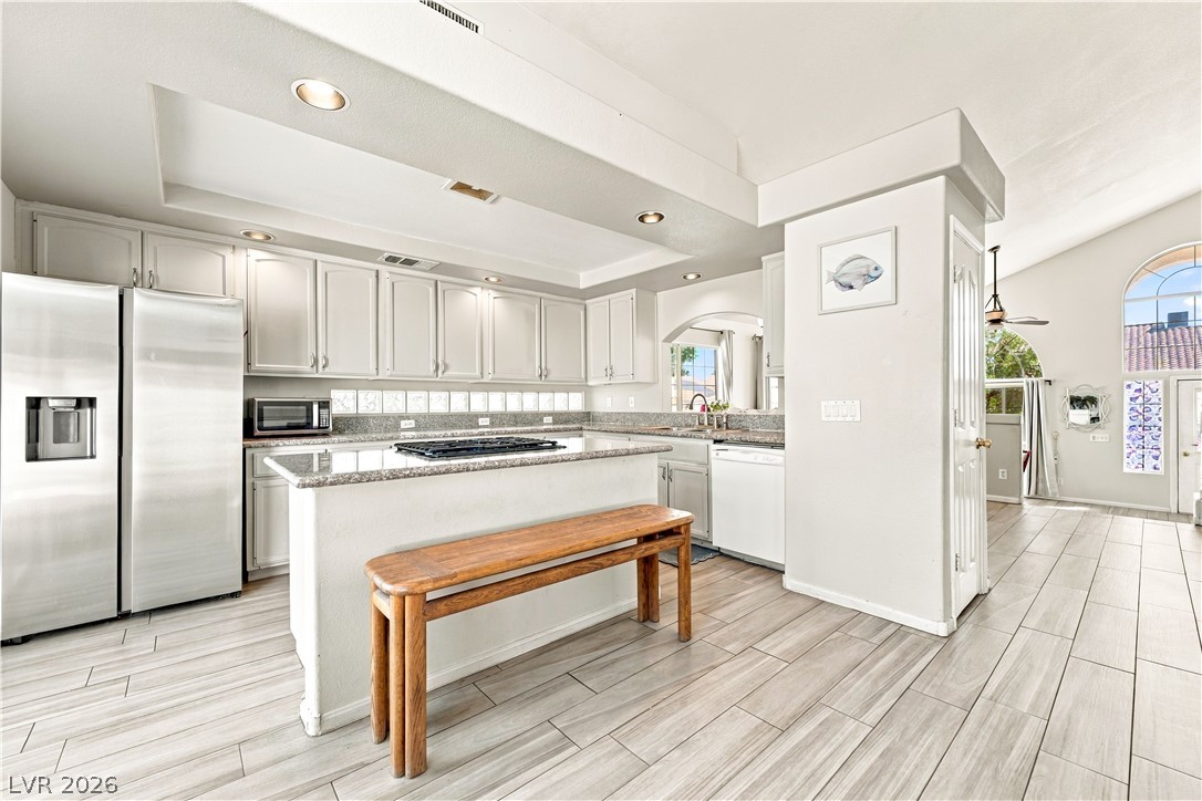 8838 Dove Cove Drive Property Photo 11