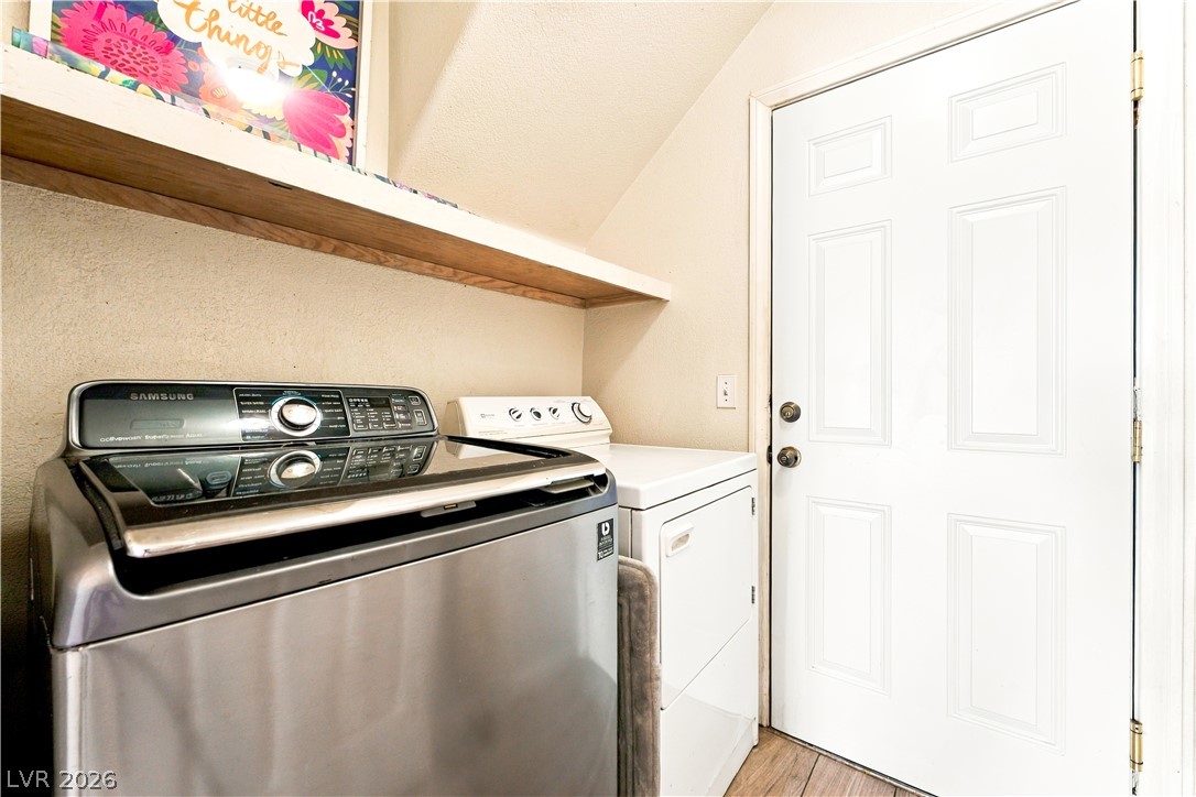 8838 Dove Cove Drive Property Photo 32