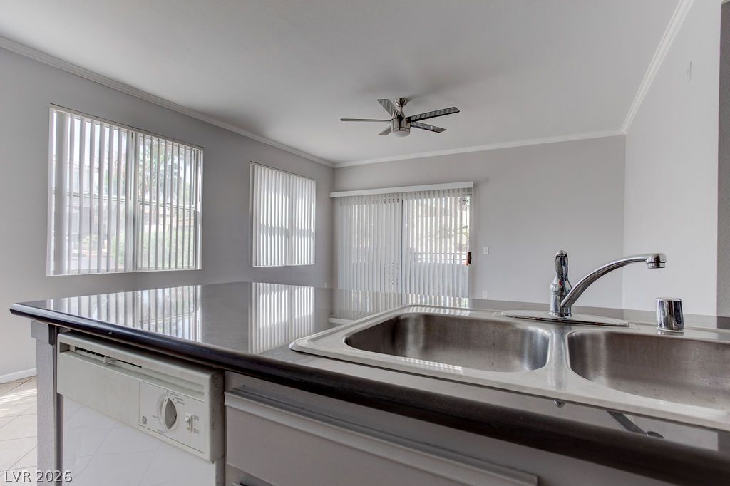 2900 Sunridge Heights Parkway 418 Property Photo 15