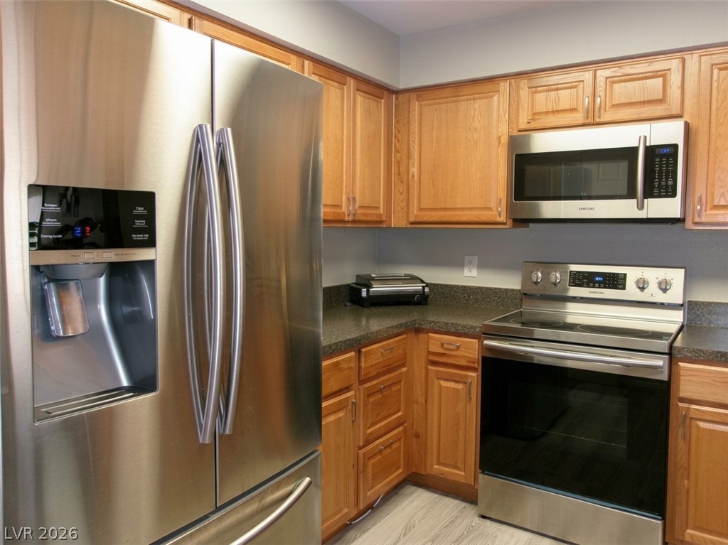 2016 Mesquite Lane 204 Property Photo 2