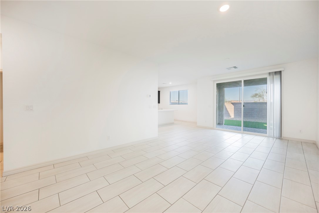 2869 Gaffer Film Street Property Photo 3