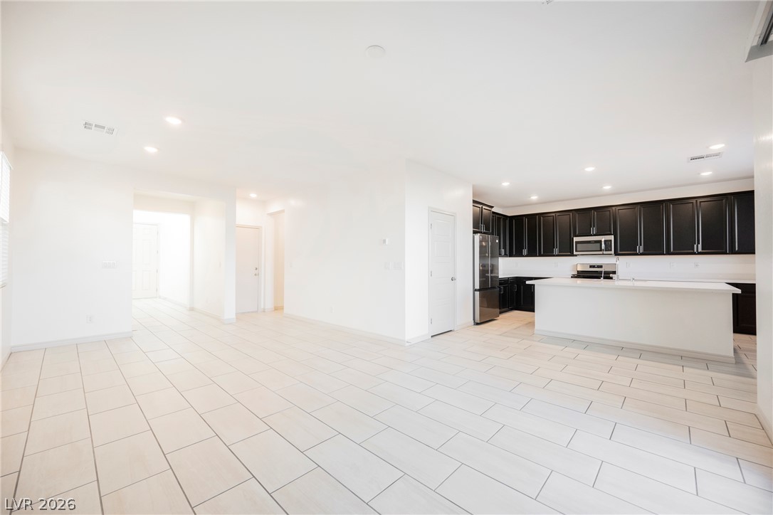 2869 Gaffer Film Street Property Photo 8