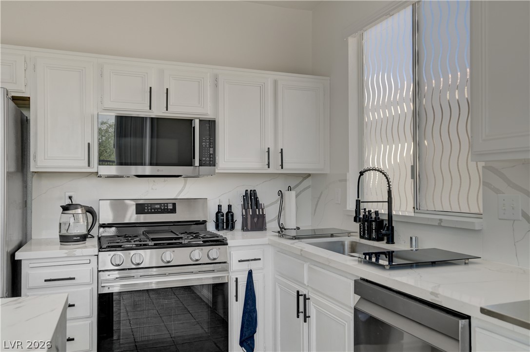 1524 Remembrance Hill Street Property Photo 16