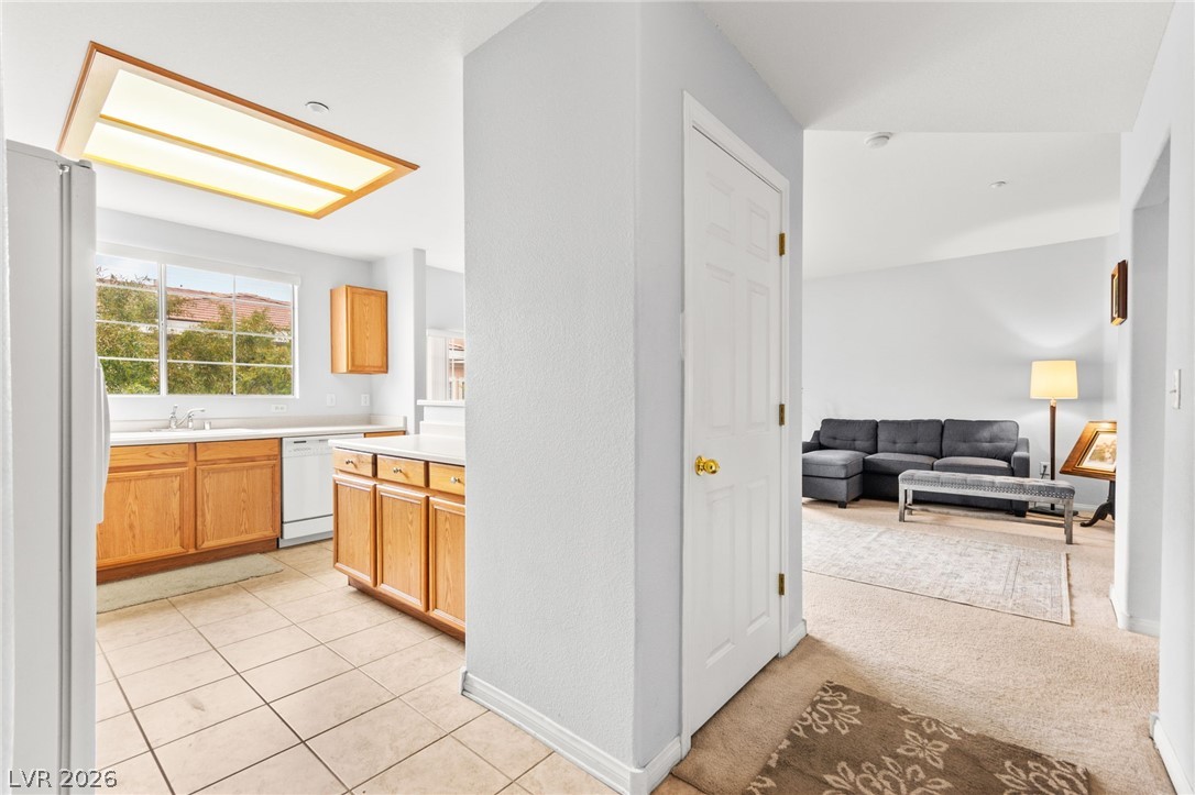 830 Carnegie Street 623 Property Photo 6