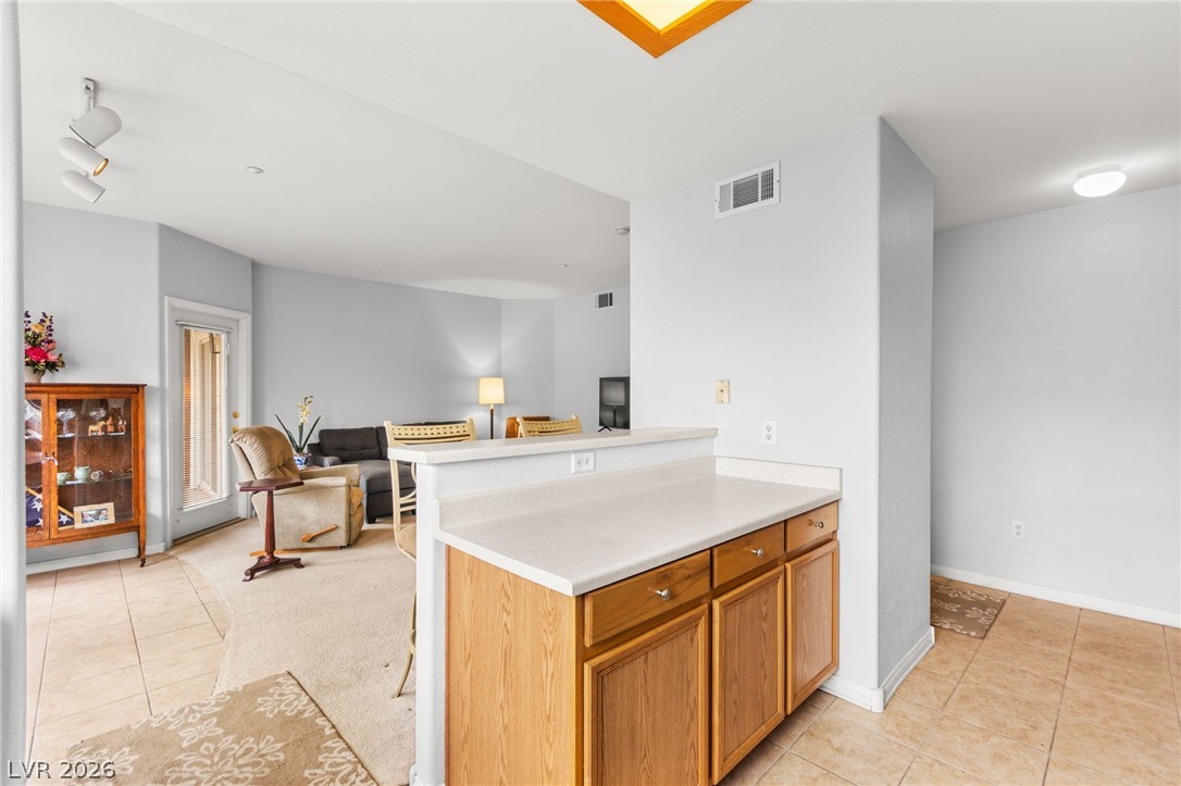 830 Carnegie Street 623 Property Photo 13