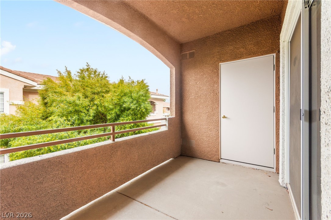 830 Carnegie Street 623 Property Photo 34