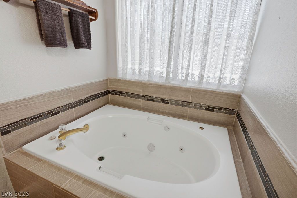 4885 North Miller Lane Property Photo 28