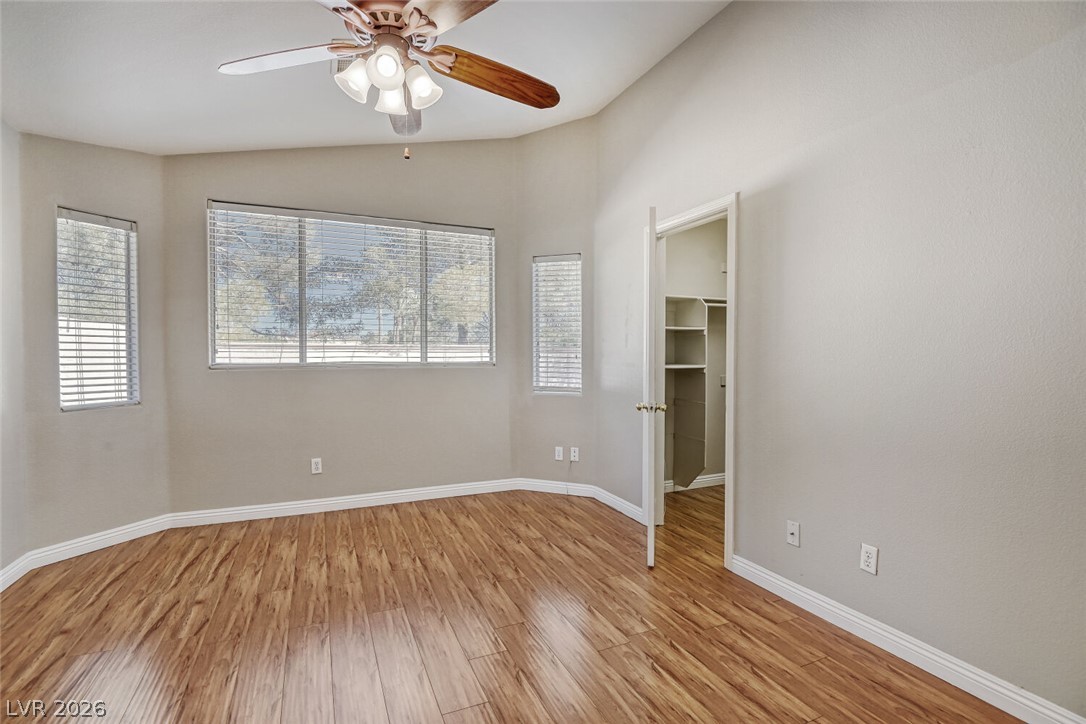 2146 Sunset Vista Avenue Property Photo 6