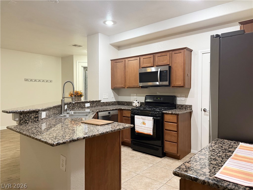 9723 Aleutian Street Property Photo 10