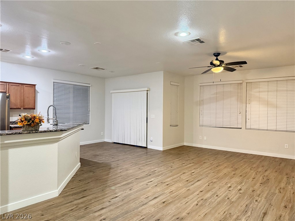 9723 Aleutian Street Property Photo 16