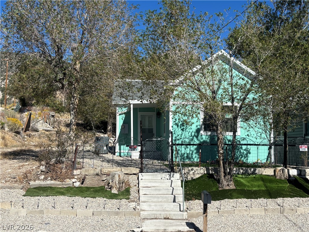 734 Ely Street Property Photo 2