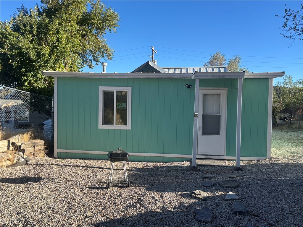 734 Ely Street Property Photo 5