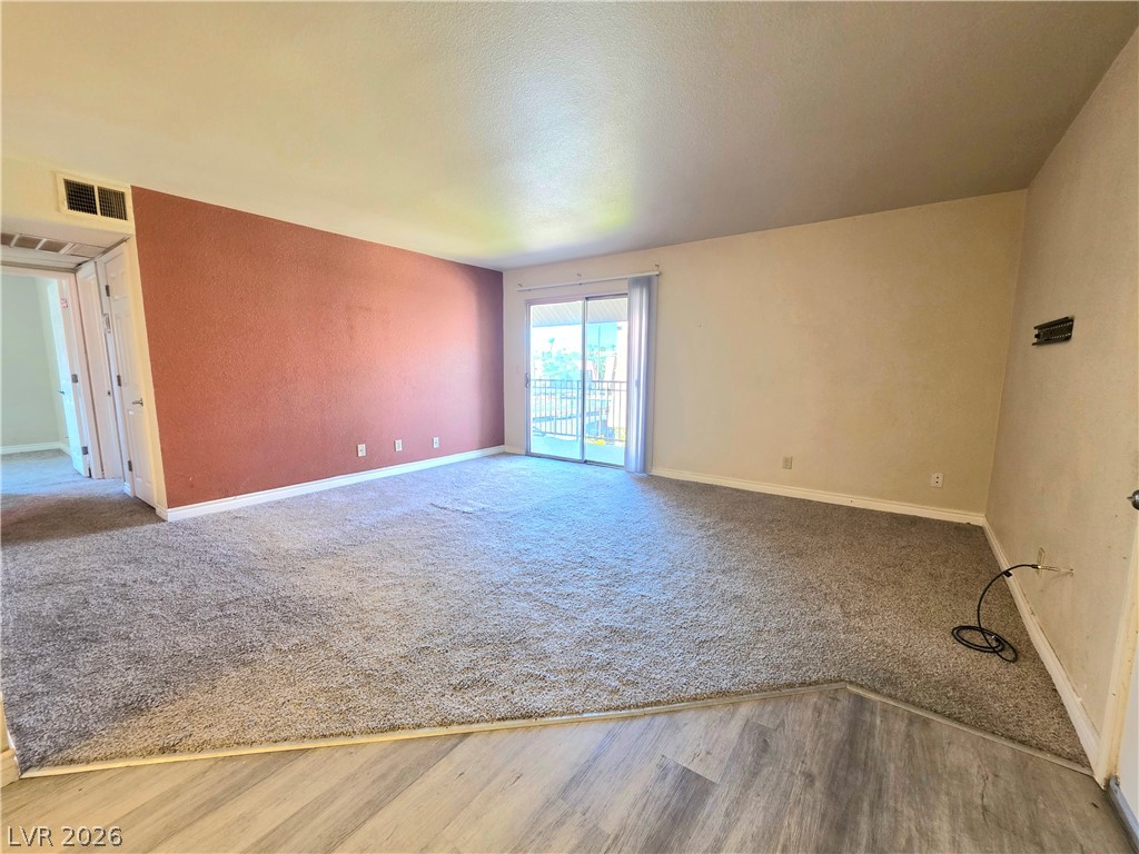4470 Sandy River Drive 54 Property Photo 8
