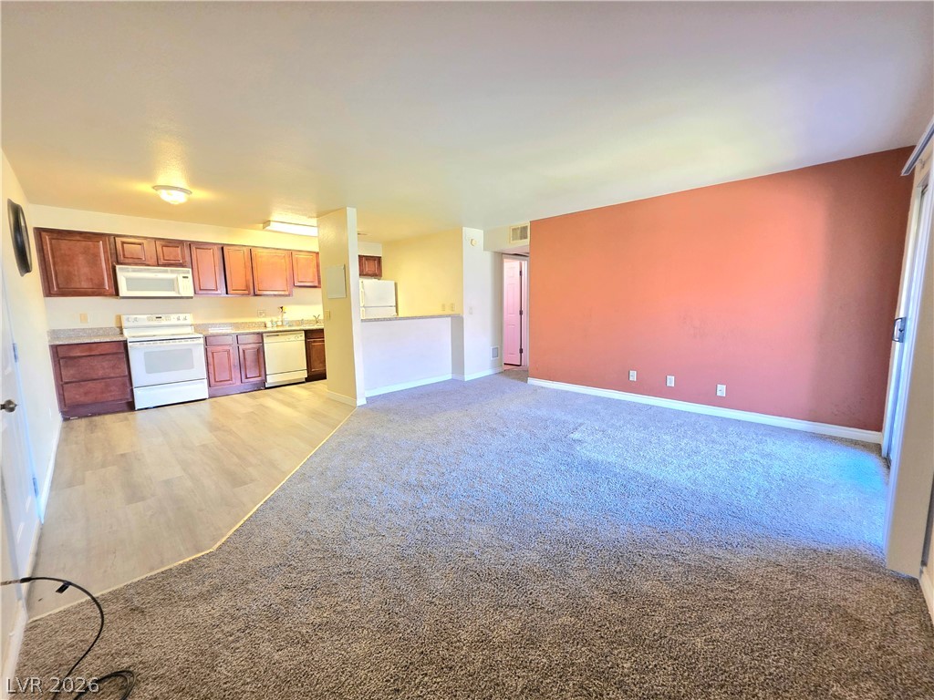 4470 Sandy River Drive 54 Property Photo 10
