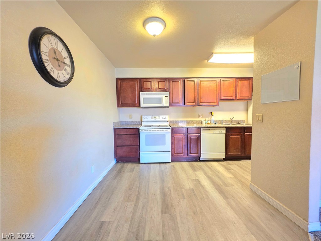 4470 Sandy River Drive 54 Property Photo 12