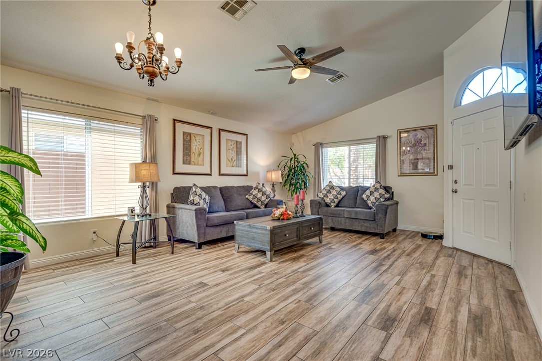 7229 Chic Avenue Property Photo 4