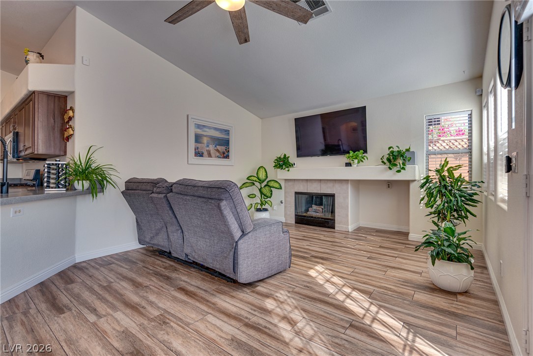 7229 Chic Avenue Property Photo 13