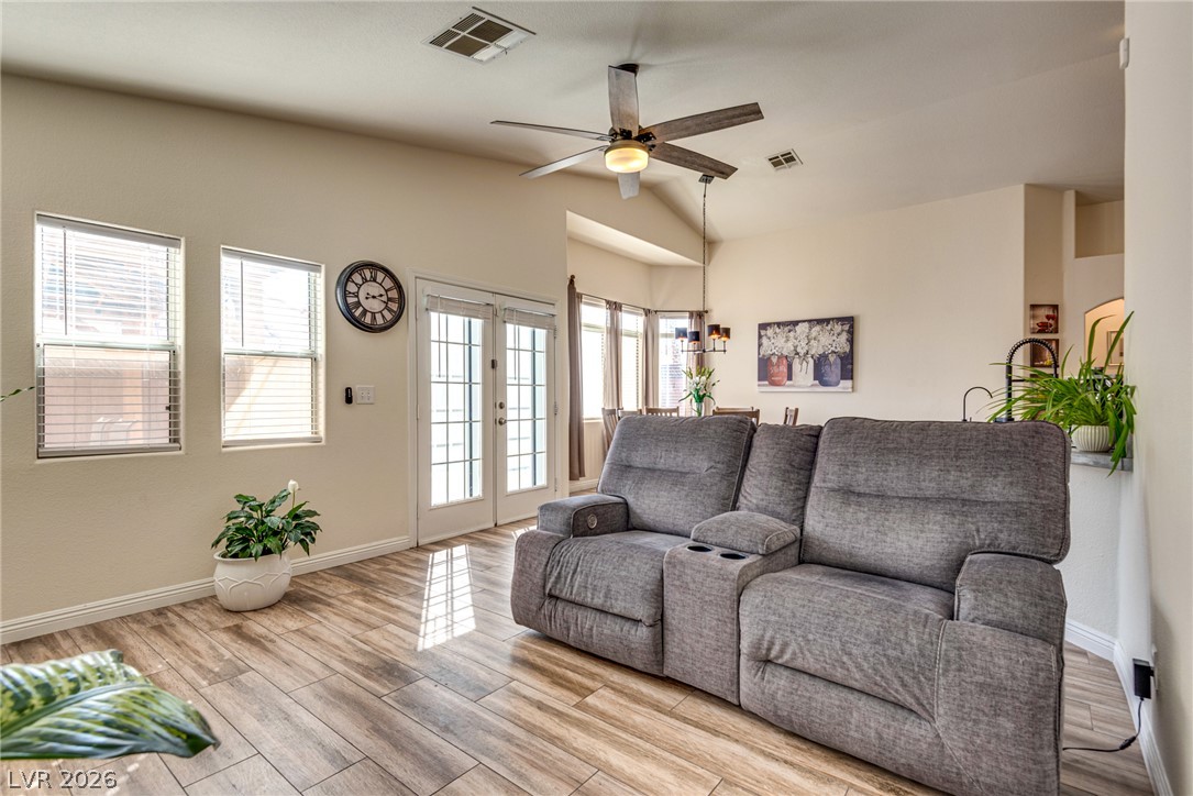 7229 Chic Avenue Property Photo 16