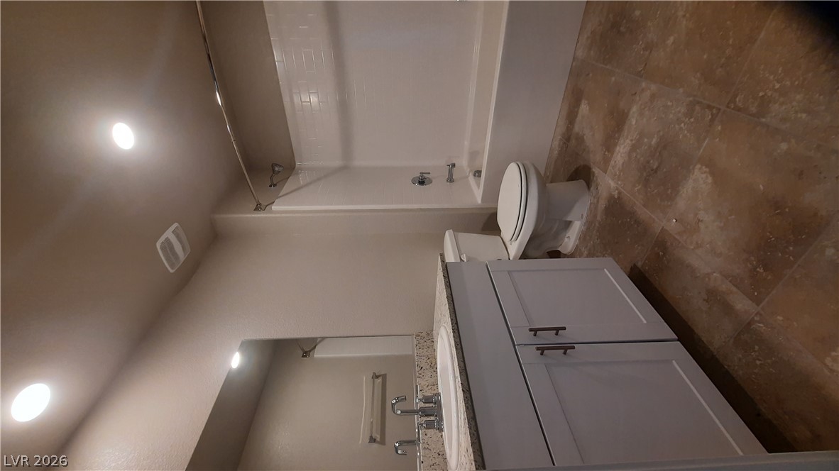 7492 Red Plumeria Avenue Property Photo 16
