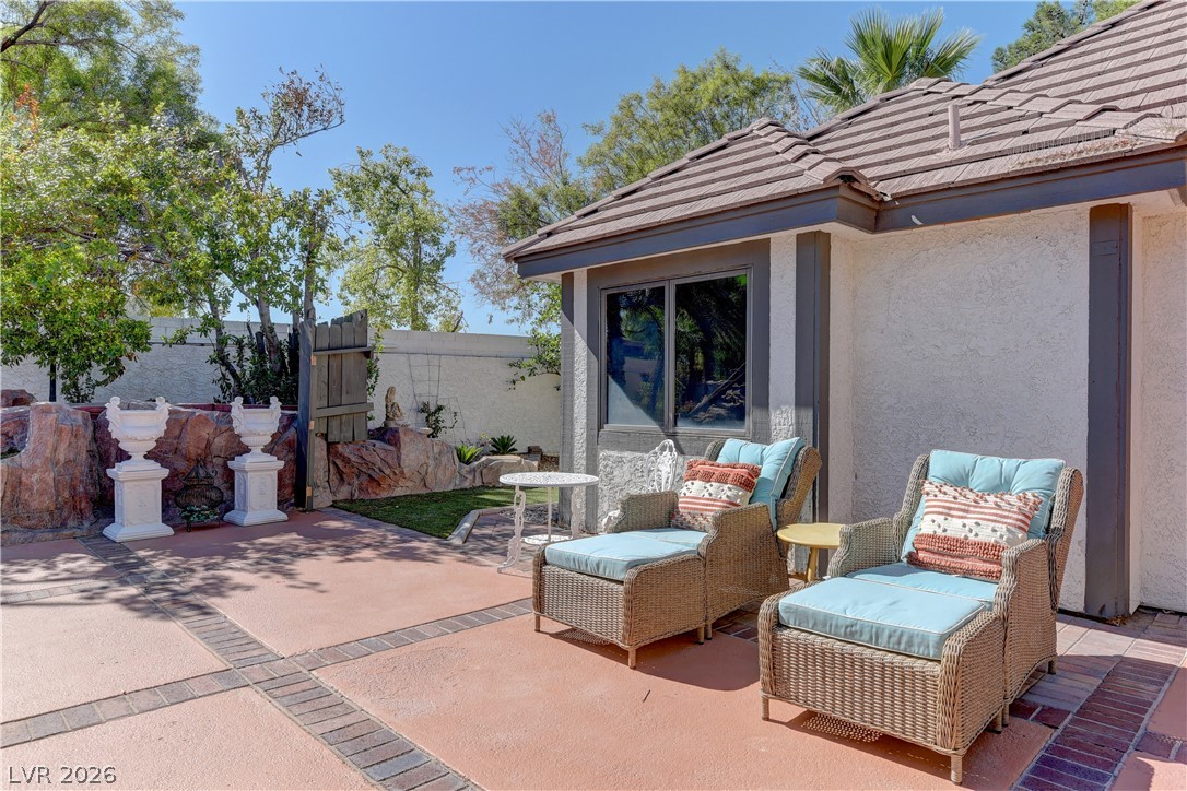 3380 Camino Gardens Way Property Photo 11