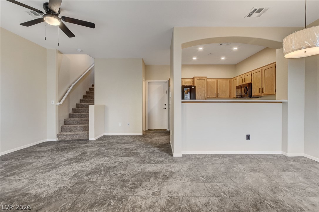 1302 Dusty Creek Street Property Photo 7