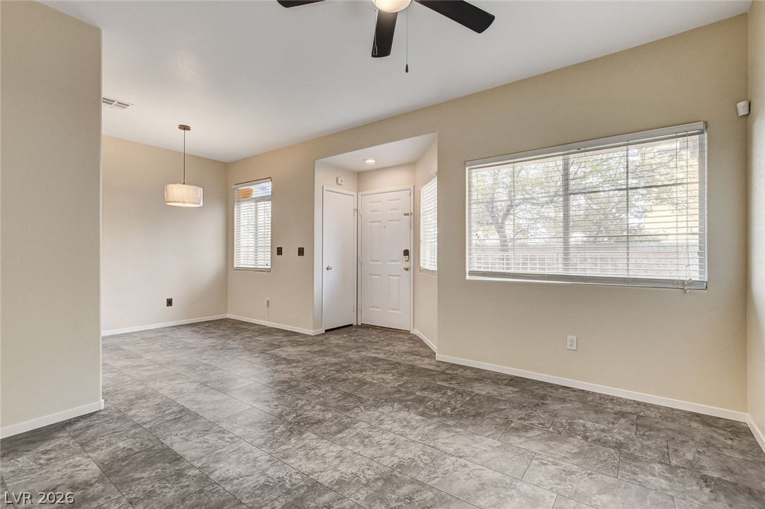 1302 Dusty Creek Street Property Photo 9
