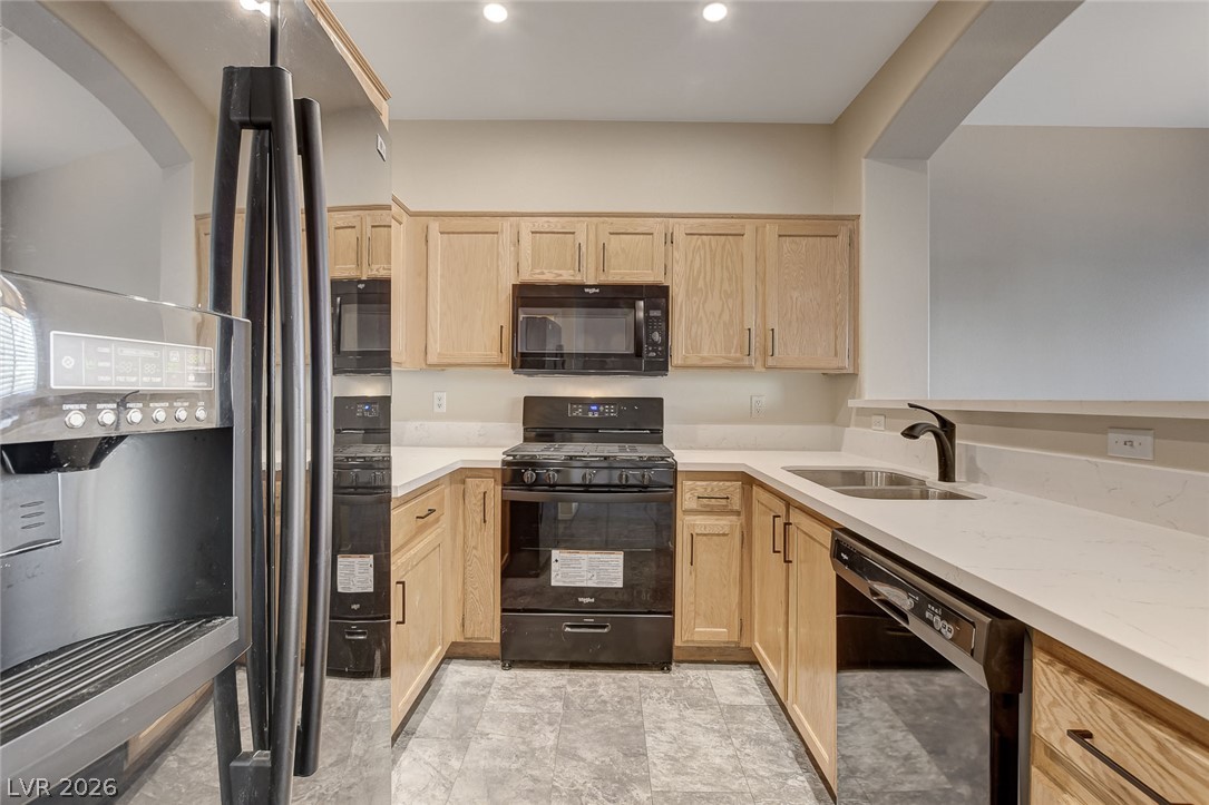 1302 Dusty Creek Street Property Photo 19