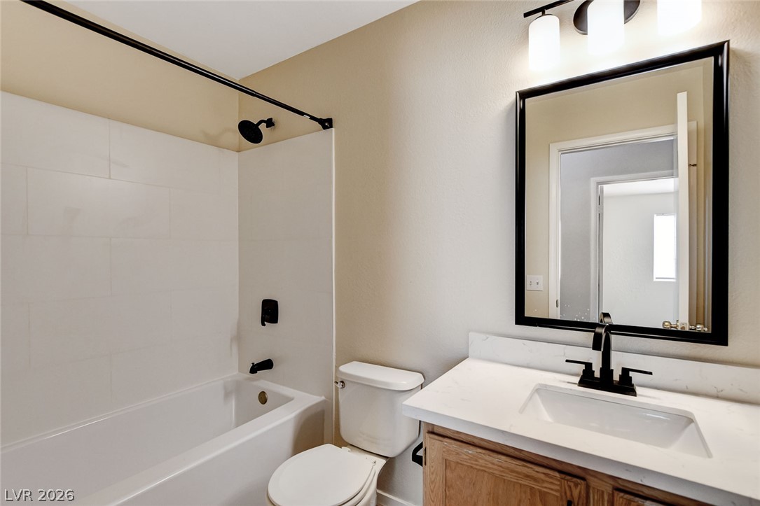 1302 Dusty Creek Street Property Photo 40