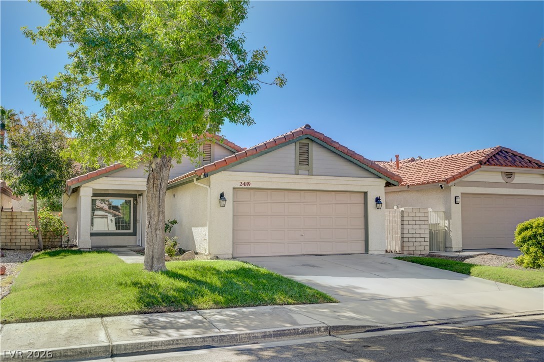 2489 Muirfield Avenue Property Photo 1