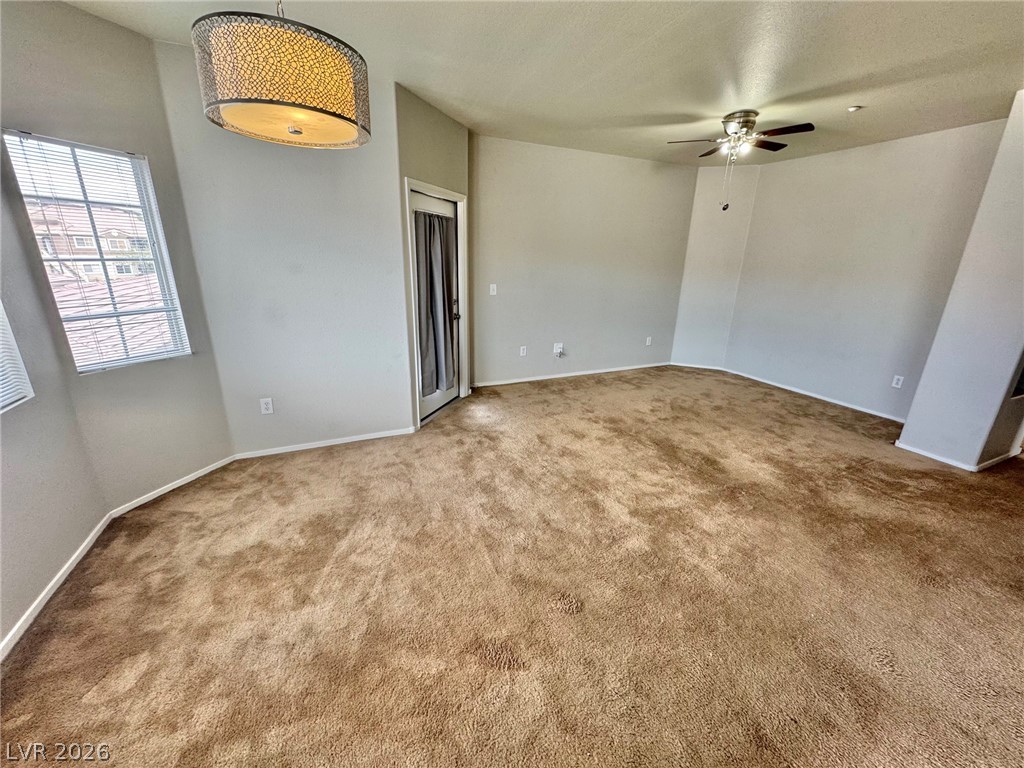 833 Aspen Peak Loop 2126 Property Photo 3