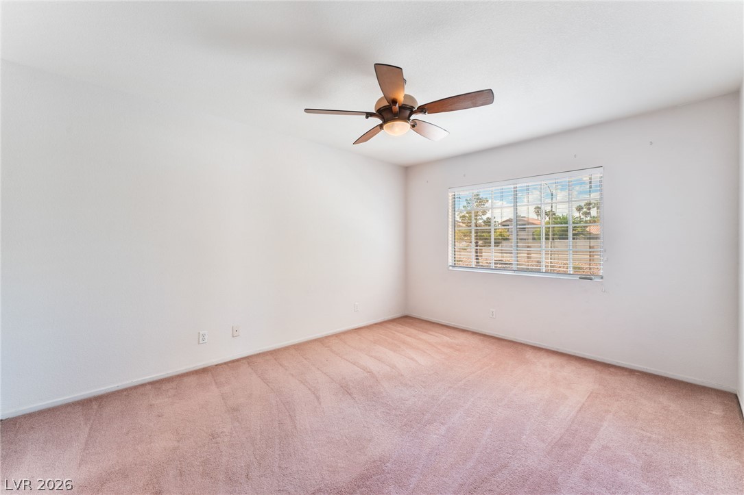 2841 Floral Peak Drive Property Photo 24