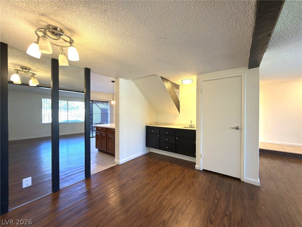 3270 Liahona Way Property Photo 5