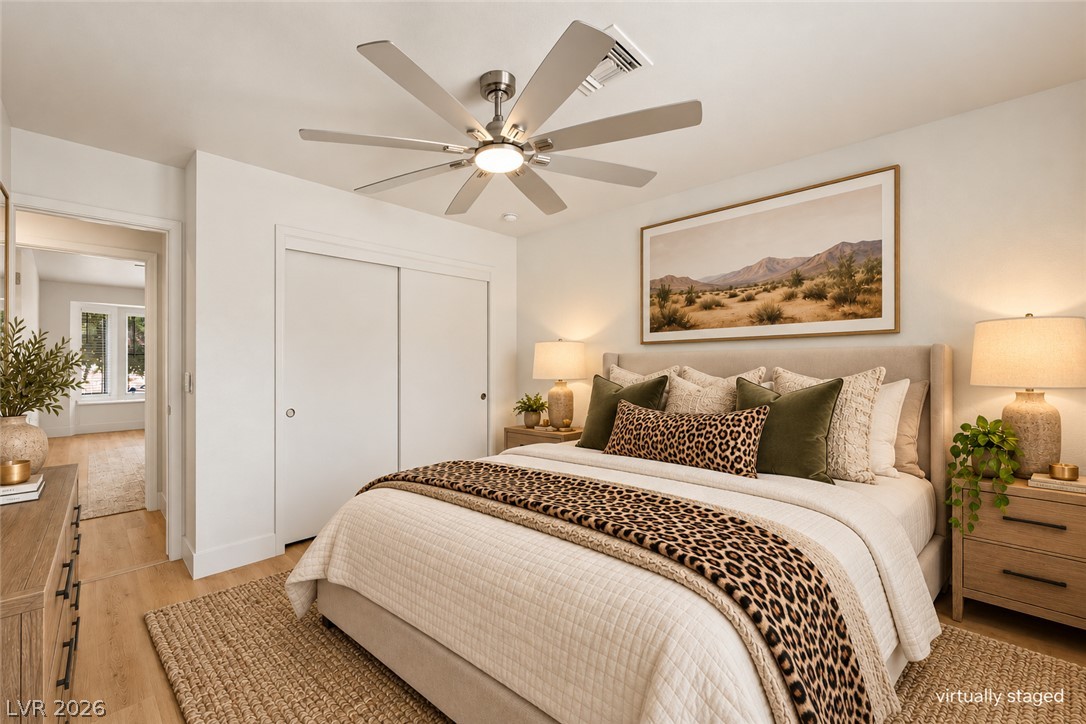 2517 Desert Sands Drive Property Photo 12