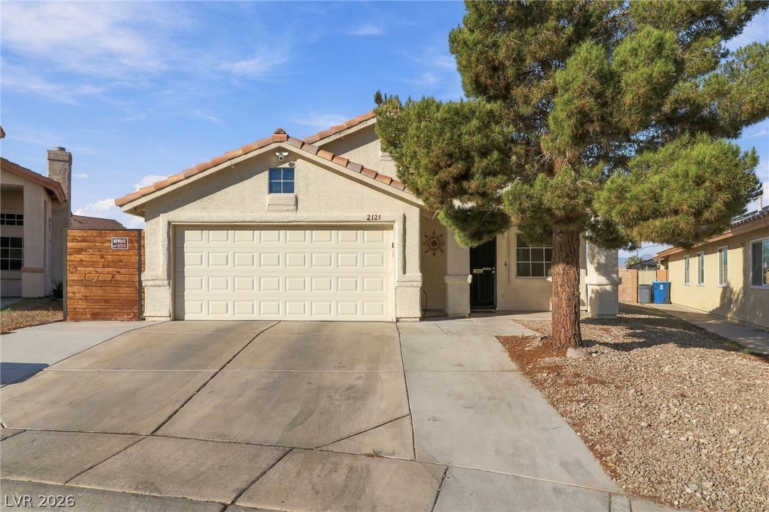 2825811 Property Photo 1