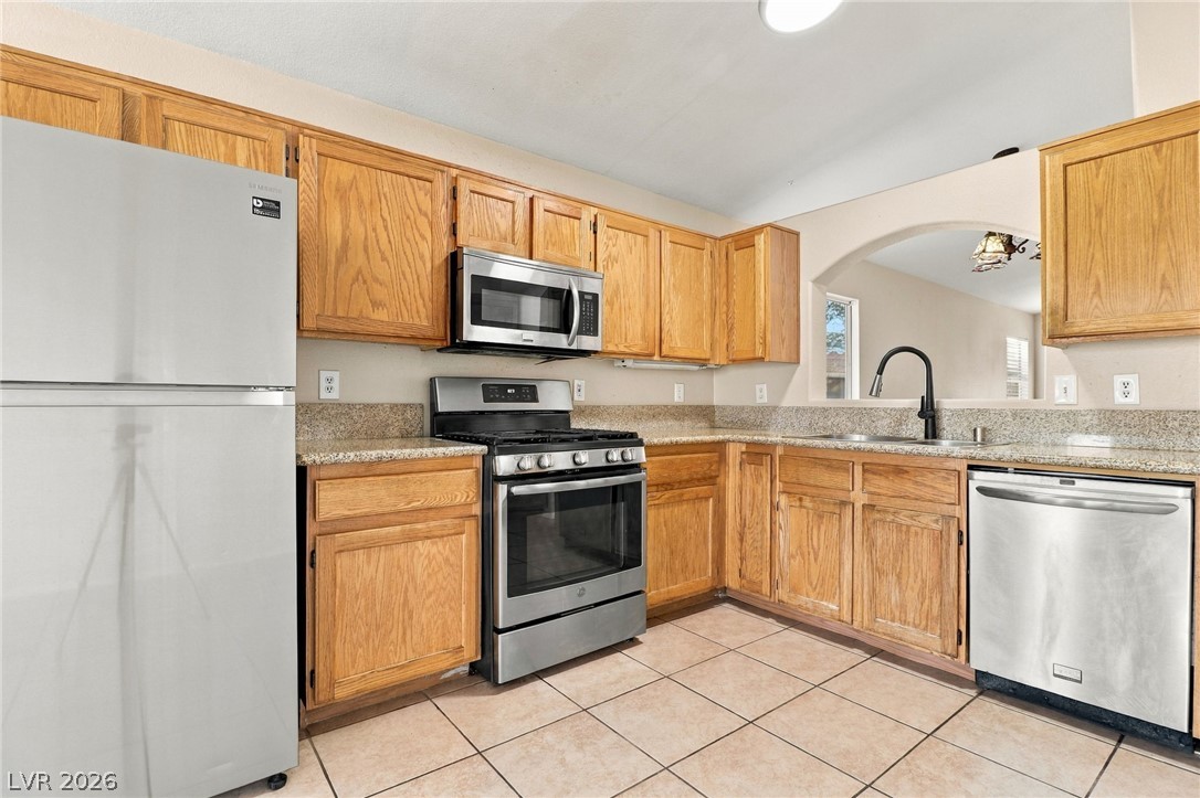 2825811 Property Photo 7