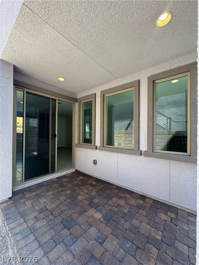 1823 Passerine Street Property Photo 34