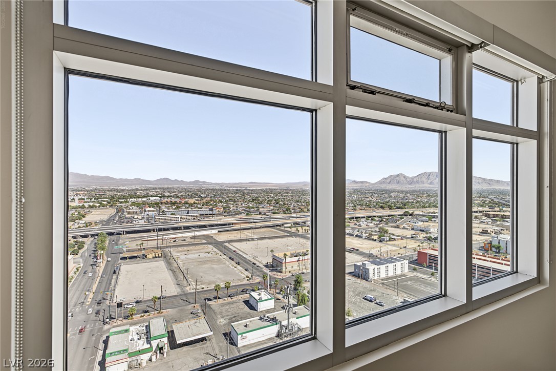 150 Las Vegas Boulevard 2303 Property Photo 5
