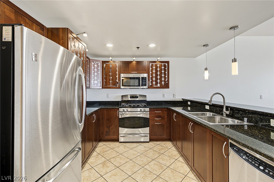 150 Las Vegas Boulevard 2303 Property Photo 8