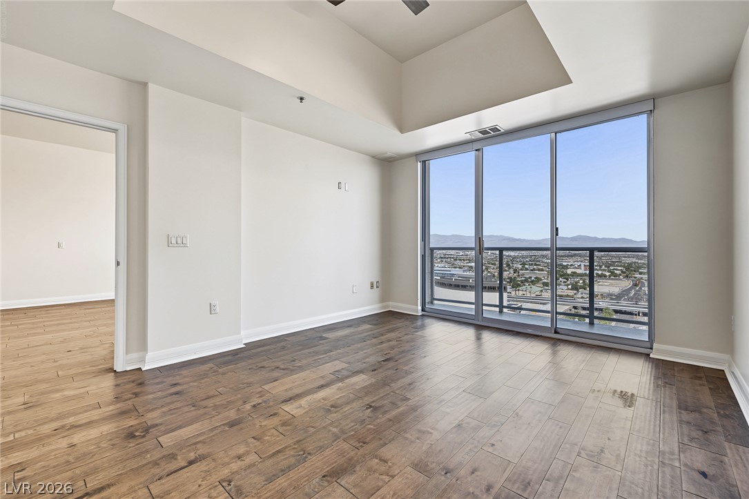 150 Las Vegas Boulevard 2303 Property Photo 15