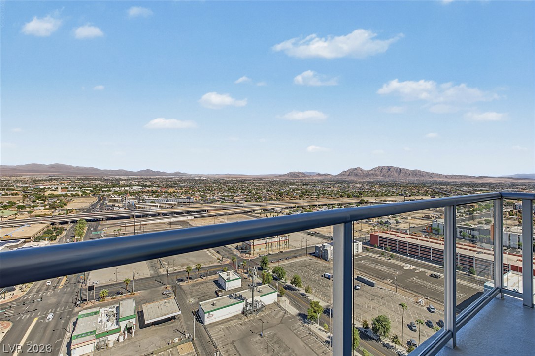 150 Las Vegas Boulevard 2303 Property Photo 21