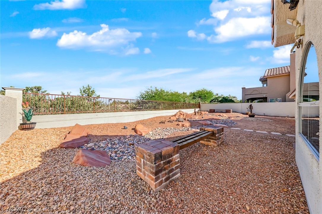 1408 North Premier Court Property Photo 41